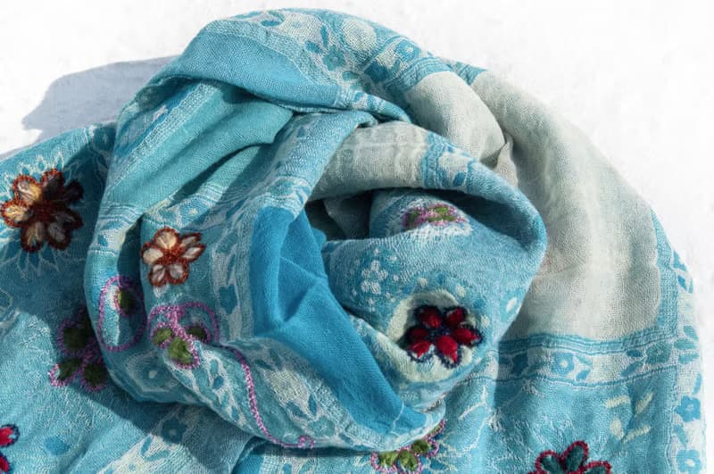 喀什米爾Cashmere刺繡羊毛披肩 針織圍巾 刺繡圍巾 克什米爾-花朵