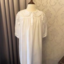 歐風彼得潘領刺繡女童古著上衣洋裝