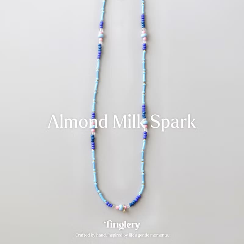 奶杏閃光 Almond Milk Spark  | 手工串珠項鍊