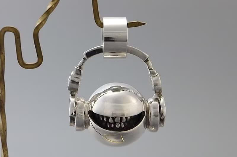 headphone smile_P (s_m-P.02)【チェーン別販売】