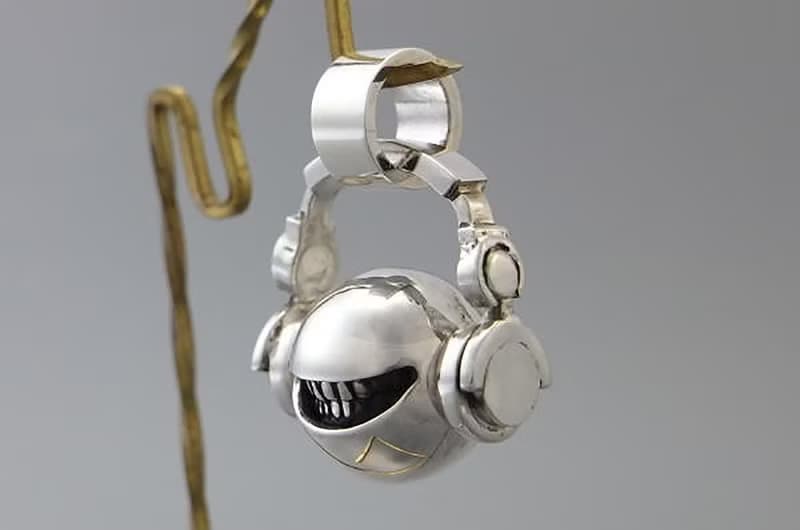 headphone smile_P (s_m-P.02)【チェーン別販売】