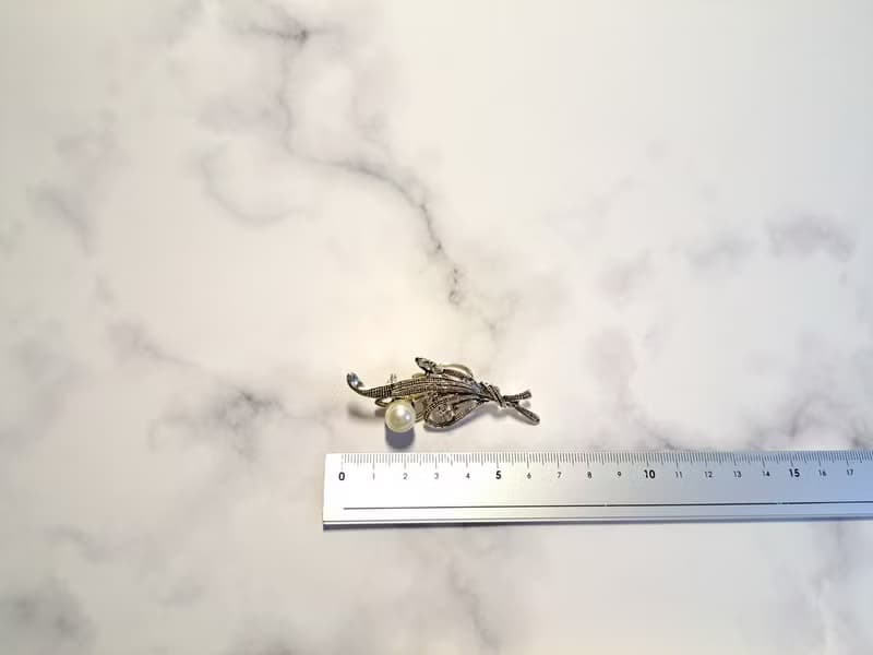 花束 珍珠 別針