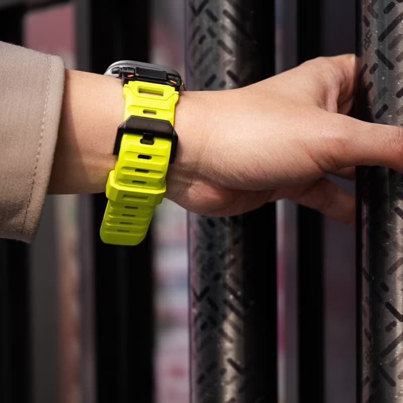 ESSENTIALS | 卓越耐用氟橡膠錶帶 for Apple Watch 44/45/46/49m