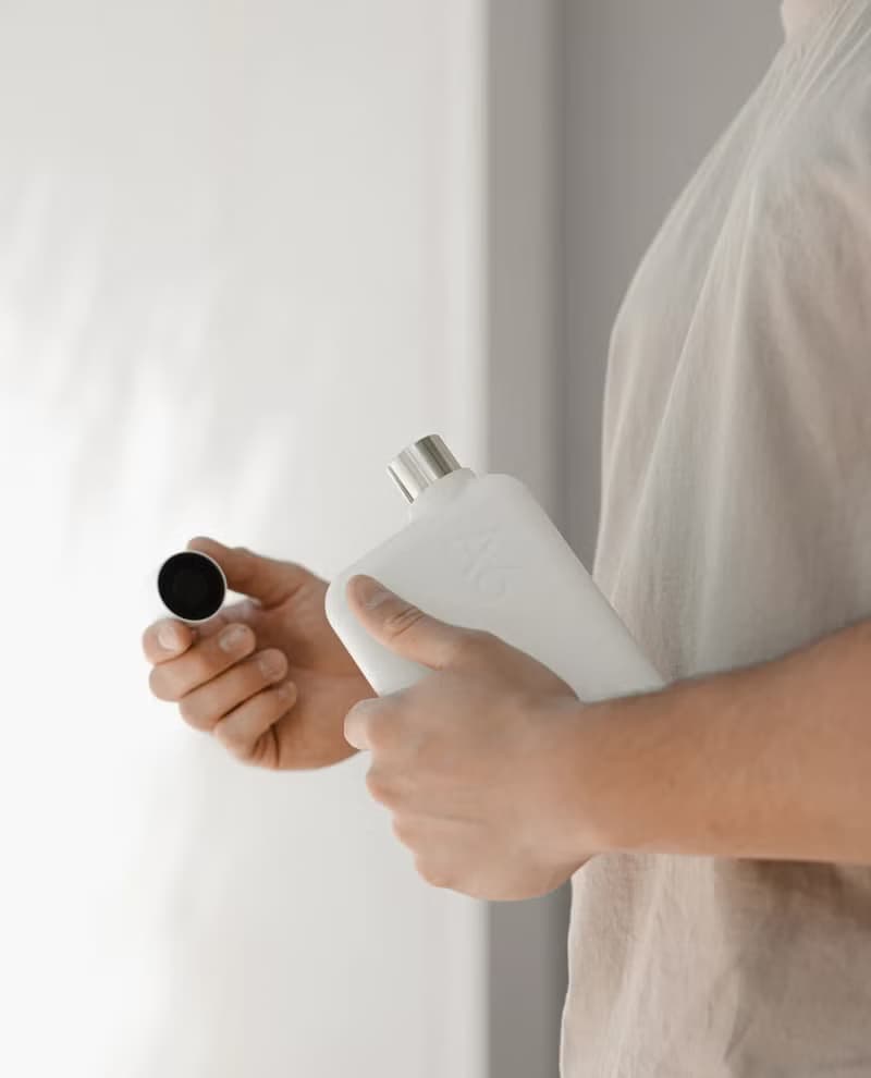 memobottle A6 500ml 不鏽鋼筆記本薄型水壺 (白色)