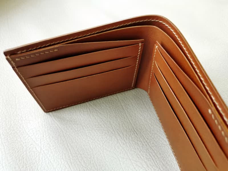 Bi-fold Wallet Men / Short Wallet - Italy Veg Tanned Leather