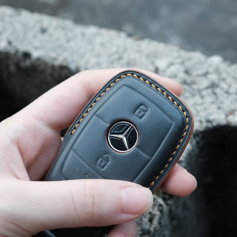 【寓吉】賓士 A250 C300 E300 S400 CLA CLS 汽車鑰匙皮套 馬疆革