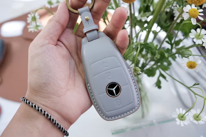 【寓吉】賓士 A250 C300 E300 S400 CLA CLS 汽車鑰匙皮套 馬疆革