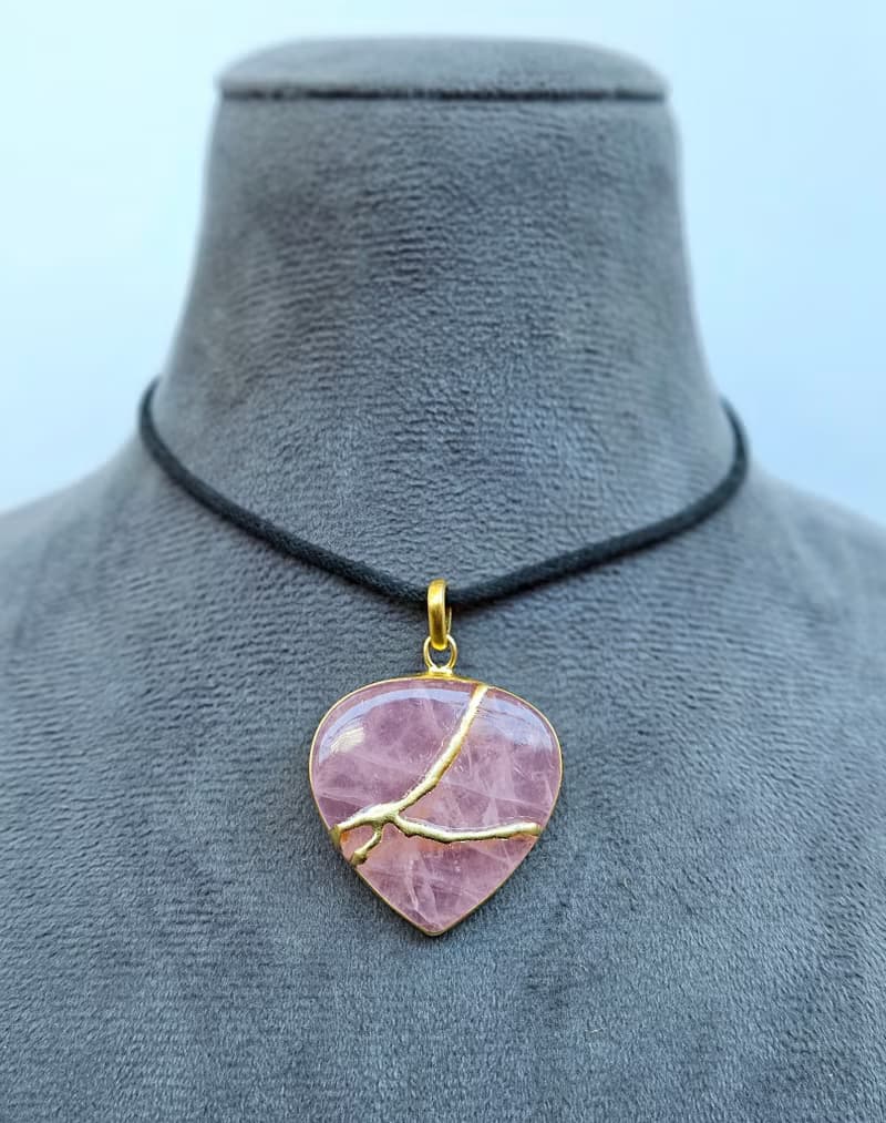 玫瑰石英心形金繼修復寶石鍍金項鍊 新生啟程