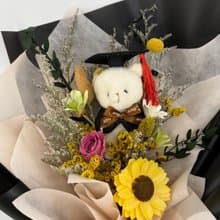畢業季主題花卉 畢業花束/畢業熊/擴香索拉向日葵花束
