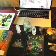 個人星盤與寶石配對/靈魂煉金術使命功課/線上課程 2小時心靈諮詢