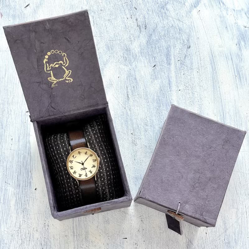 江戶文字款手錶淺茶色M