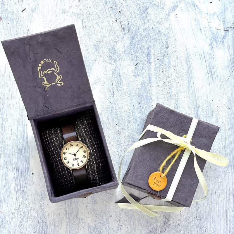 江戶文字款手錶淺茶色M