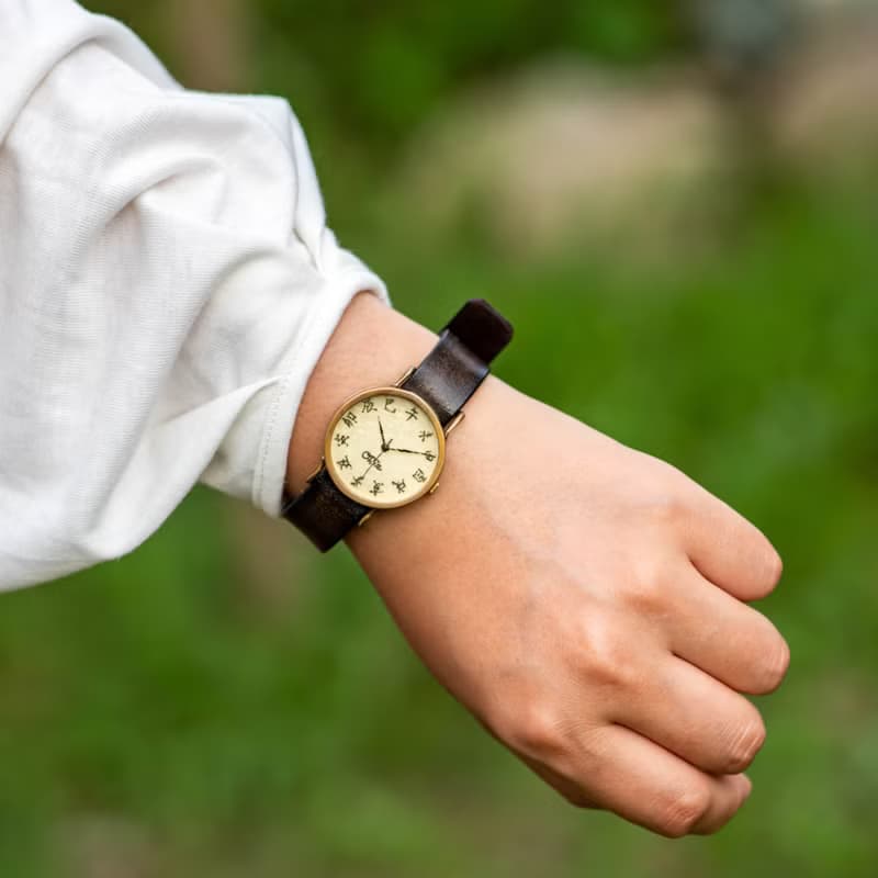 江戶文字款手錶淺茶色M