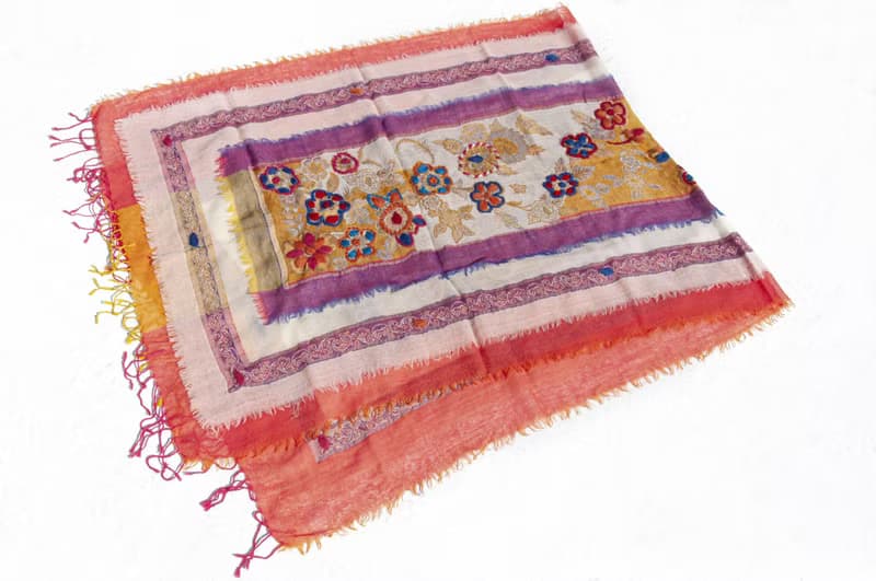 Pashmina刺繡羊毛披肩/針織圍巾/刺繡圍巾/羊絨披巾/喀什米爾Cashmere 圍巾羊毛 毛線圍巾克什米爾圍巾-花