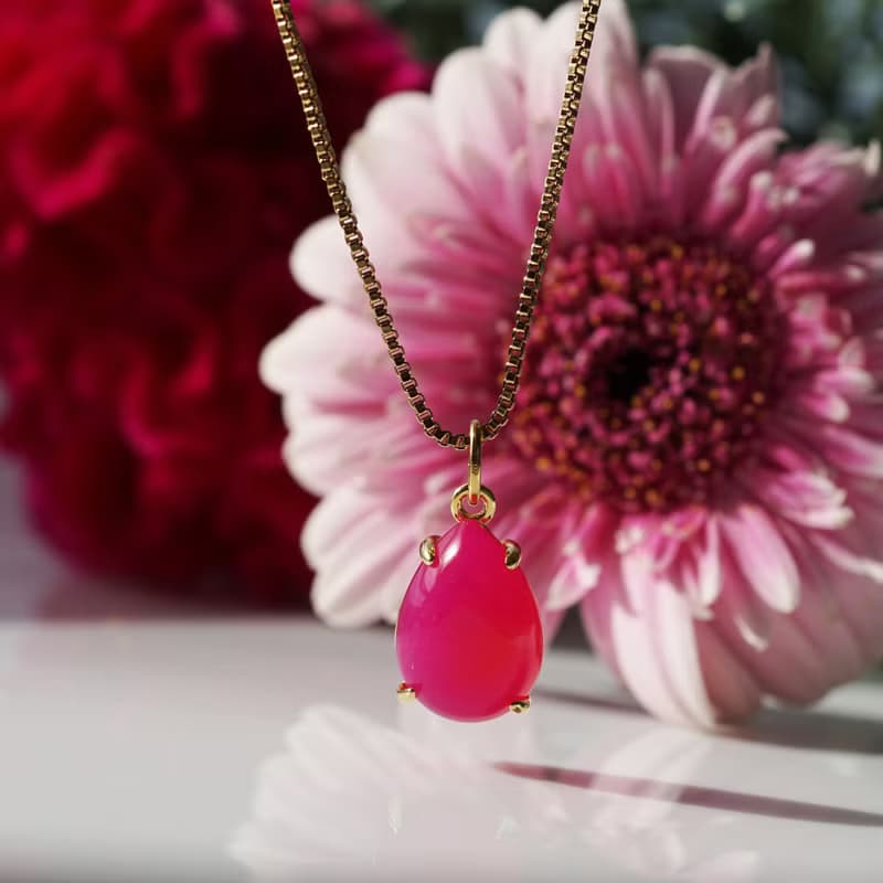 フーシャピンクカルセドニーのネックレス　サージカルステンレススライド60cm　フクシアの花