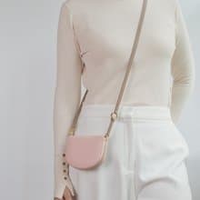 ZIP-AROUND ARCH leather wallet in Pink-taupe