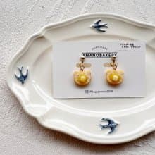 A-2 短　earrings  / miniature bread