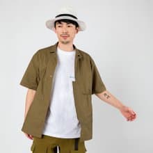 (絕版特惠)古巴領大容量口袋拼接短袖寬松山系工裝襯衫 黃棕色