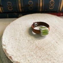 戒指 日本白瓷 自然釉色 無限看不膩色調 真皮革 設計等級