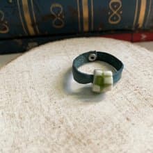 戒指 日本白瓷 自然釉色 無限看不膩色調 真皮革 設計等級