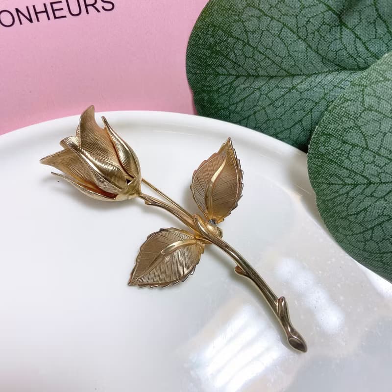 【西洋古董飾品】手工雕塑立體玫瑰花瓣 細緻褶皺紋路 花胸針胸章
