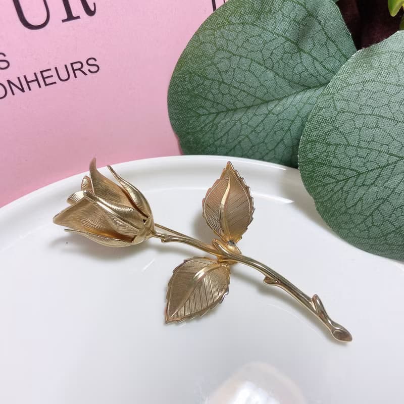 【西洋古董飾品】手工雕塑立體玫瑰花瓣 細緻褶皺紋路 花胸針胸章