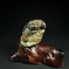 雕件 驚訝猴 臺灣年糕玉(海洗帶厚皮)