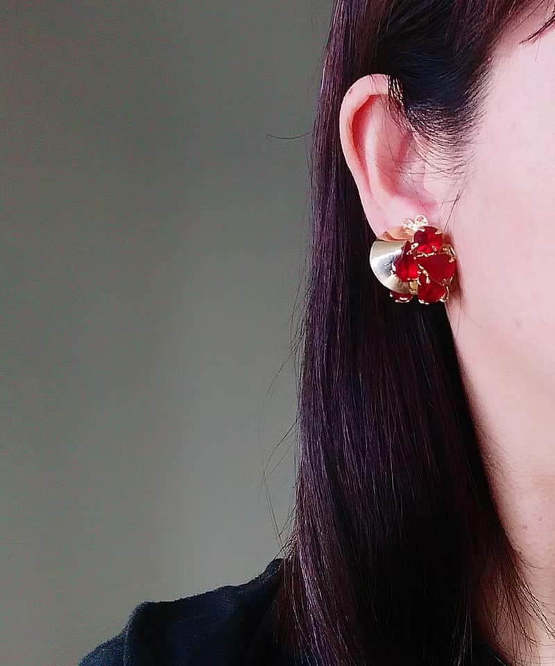 vintage jewelry  古典艷色寶紅萊茵 夾式耳環
