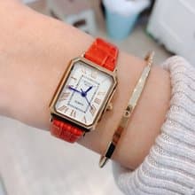 時尚紋理皮帶石英女手錶