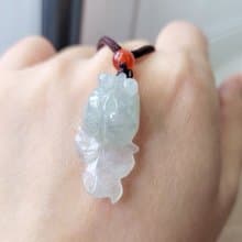 【親翠】天然翡翠 冰綠飄花 活靈活現金魚項鍊 特殊題材