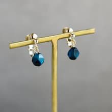 【ピアス・イヤリング】青の洞窟の結晶 1粒