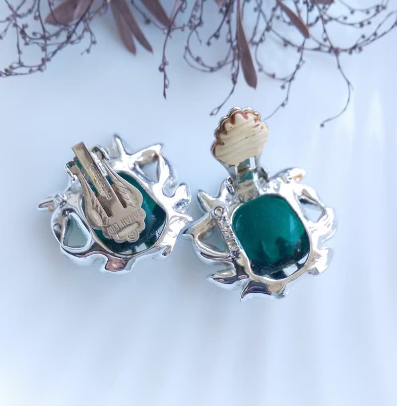 Vintage Jewelry  西洋古董飾品 SARAH COV Holiday lce 夾式耳環