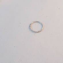 一半的麻花卷 純銀線戒