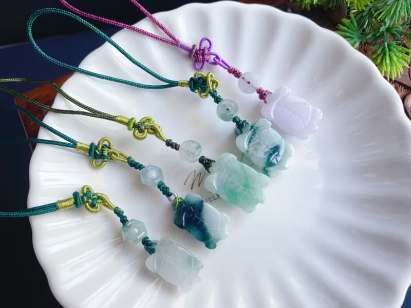 天然緬甸玉翡翠 龜 包掛 禮物 人興財旺祖孫輩輩富貴 吊飾