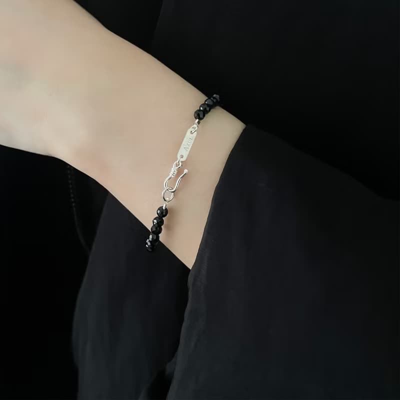 星塵 | 黑尖晶石 碎銀 | 水晶手鍊