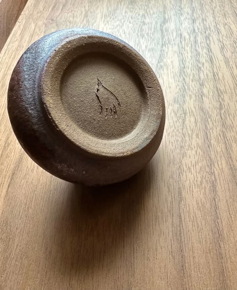 金屬質落灰柴燒小花瓶