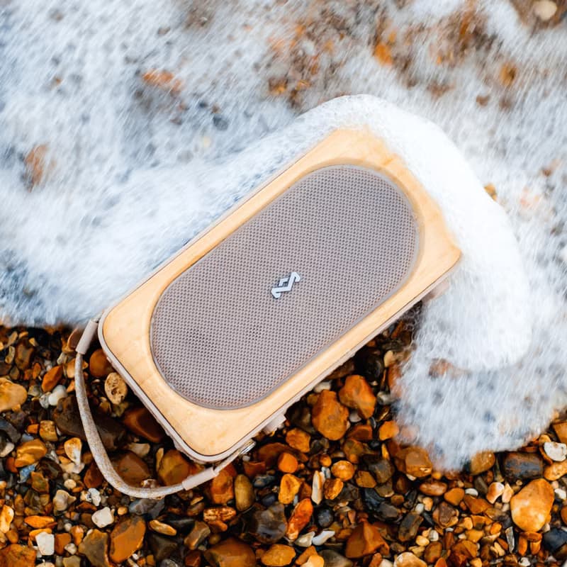 Marley Roots Solar 太陽能攜帶型防水藍牙喇叭 奶油白