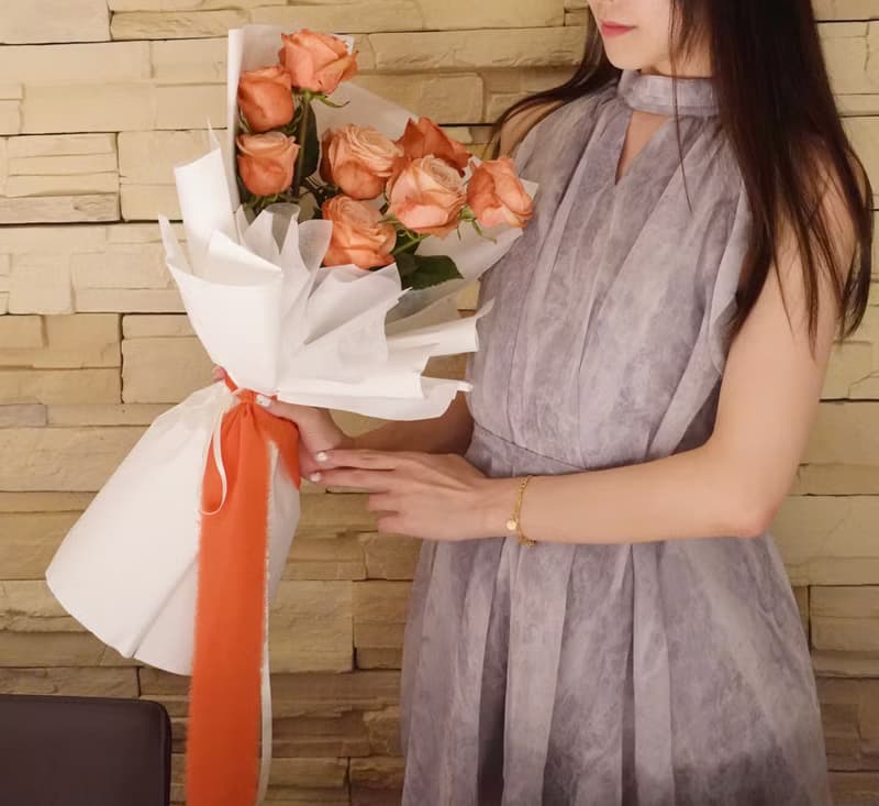 水蜜桃玫瑰花束 生日花束 求婚花束 女友禮物