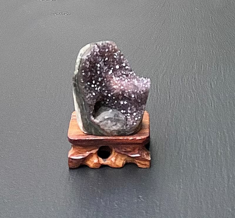 招財開運-天然原礦異象滿天星紫晶鎮招財手共生方解石 風水擺件