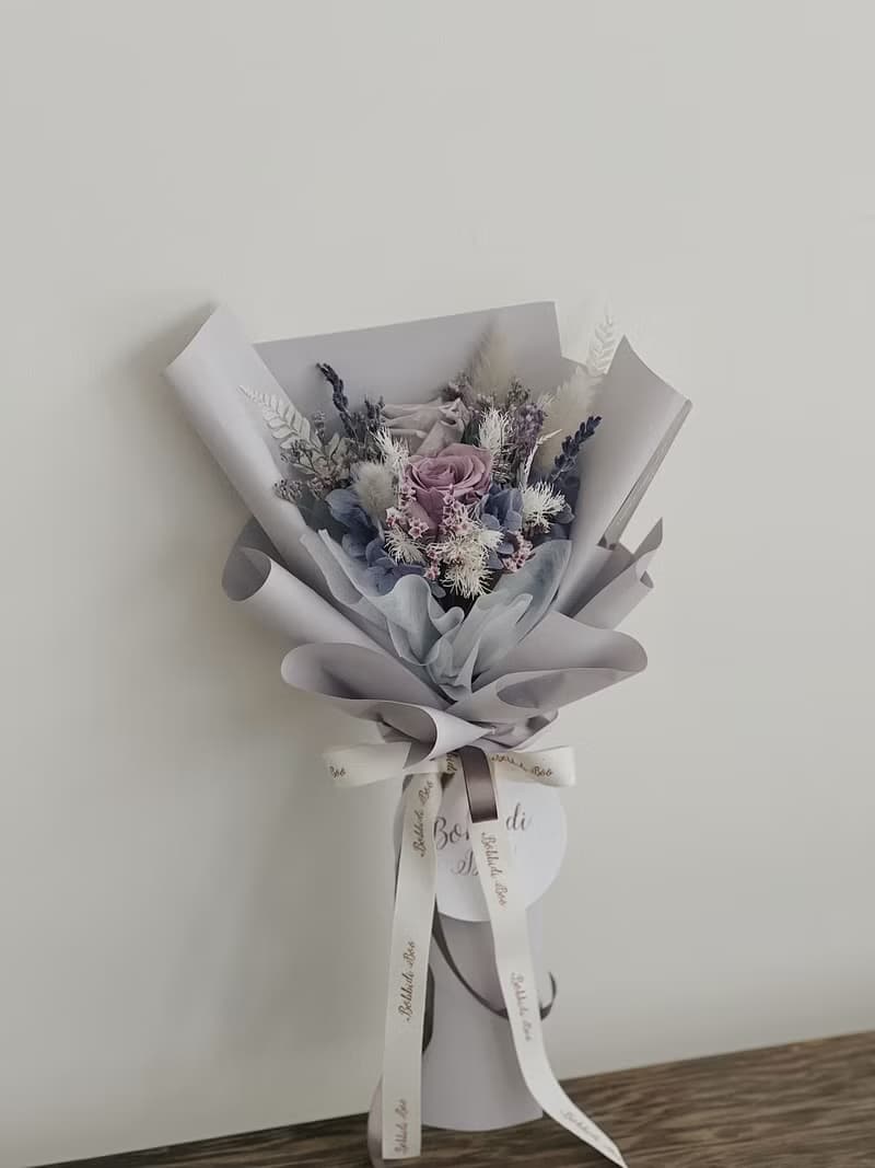 【永生玫瑰花花束】• 情人節/永生玫瑰花/永生玫瑰花花束/玫瑰花