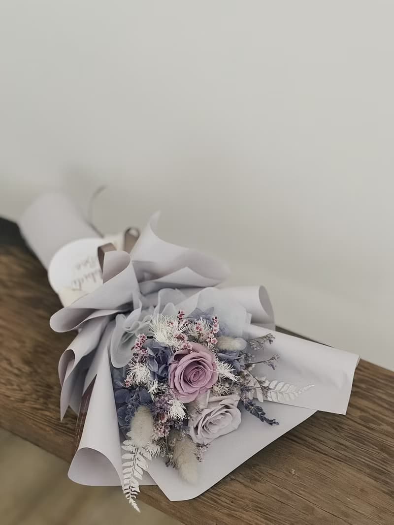 【永生玫瑰花花束】• 情人節/永生玫瑰花/永生玫瑰花花束/玫瑰花