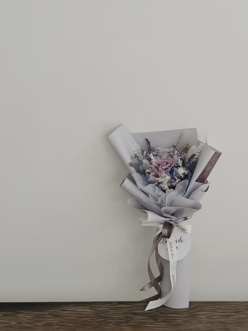 【永生玫瑰花花束】• 情人節/永生玫瑰花/永生玫瑰花花束/玫瑰花