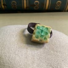 戒指 日本白瓷 自然釉色 無限看不膩色調 真皮革 藝術等級