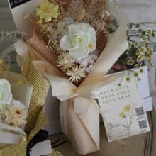 【鵝黃柔白永生小花束】永生花/生日花禮/節日送禮