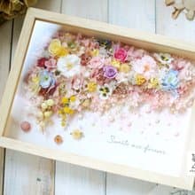 【名入れ文字入れOK結婚祝い/誕生日/サロンのお花】プリザーブドフラワーとアーティフィシャルフラワーのアートフレーム ohanabakoA4-twinkle