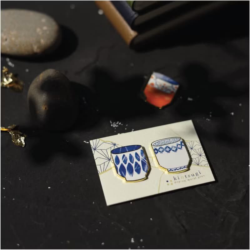 Kintsugi | teacup hard metal magnet pin | Used with teayou Kintsugi notebooks