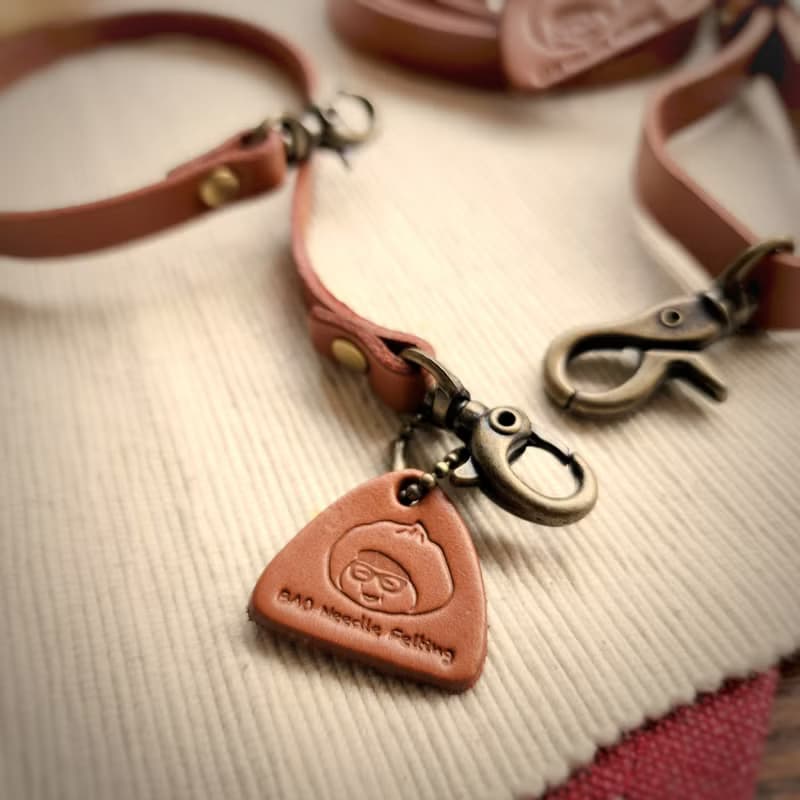 擬真羊毛氈歐式MINI零錢包3.0(附皮革手拿揹繩)