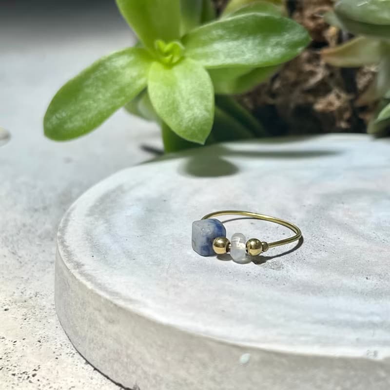 老林雜貨 | 天然石黃銅戒 方圓 (蘇打石/白松石)