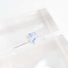 / 心弦 / 頂級AAA+藍光心形月光石925純銀戒指 月亮