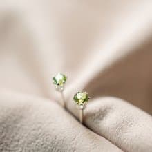 SV925 迷你橄欖石單鑽耳環(耳夾) 3mm 皇冠六爪鑲 養耳棒